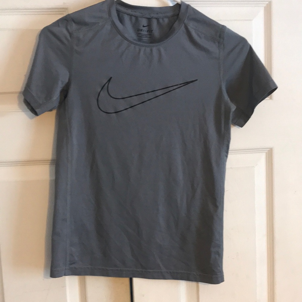 Boy’s Nike Dri-Fit Tee - Picture 1 of 5